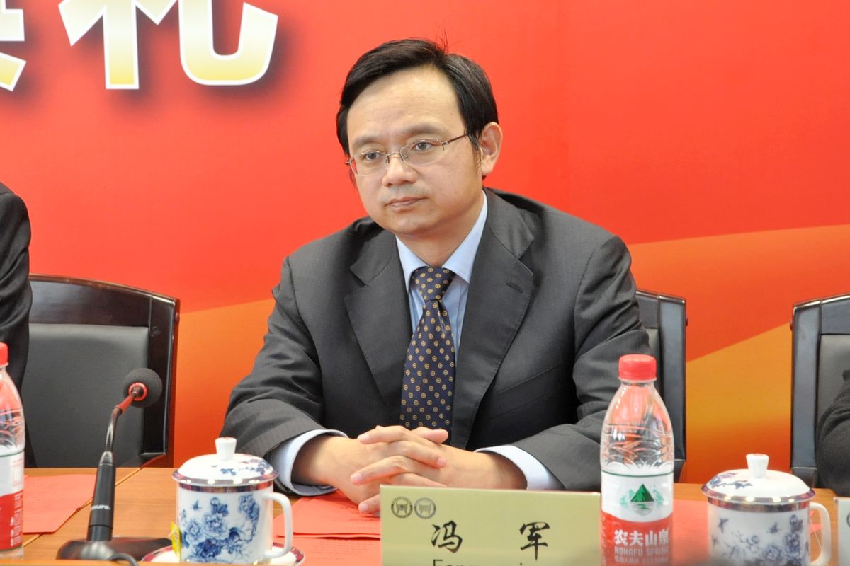 法学系2012级研究生开学典礼隆重举行